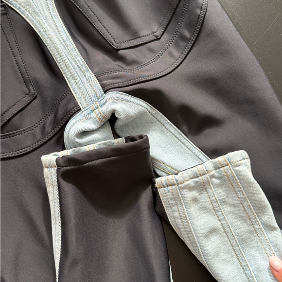 Mugler Stretch Jersey Trim Denim
Spiral skinny jeans Size 34 - Picture 7 of 9